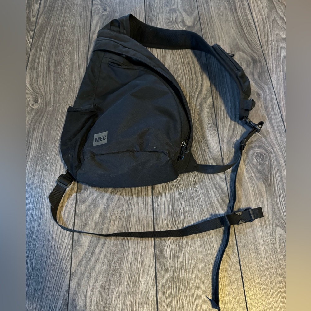 MEC brand crossbody sling bag